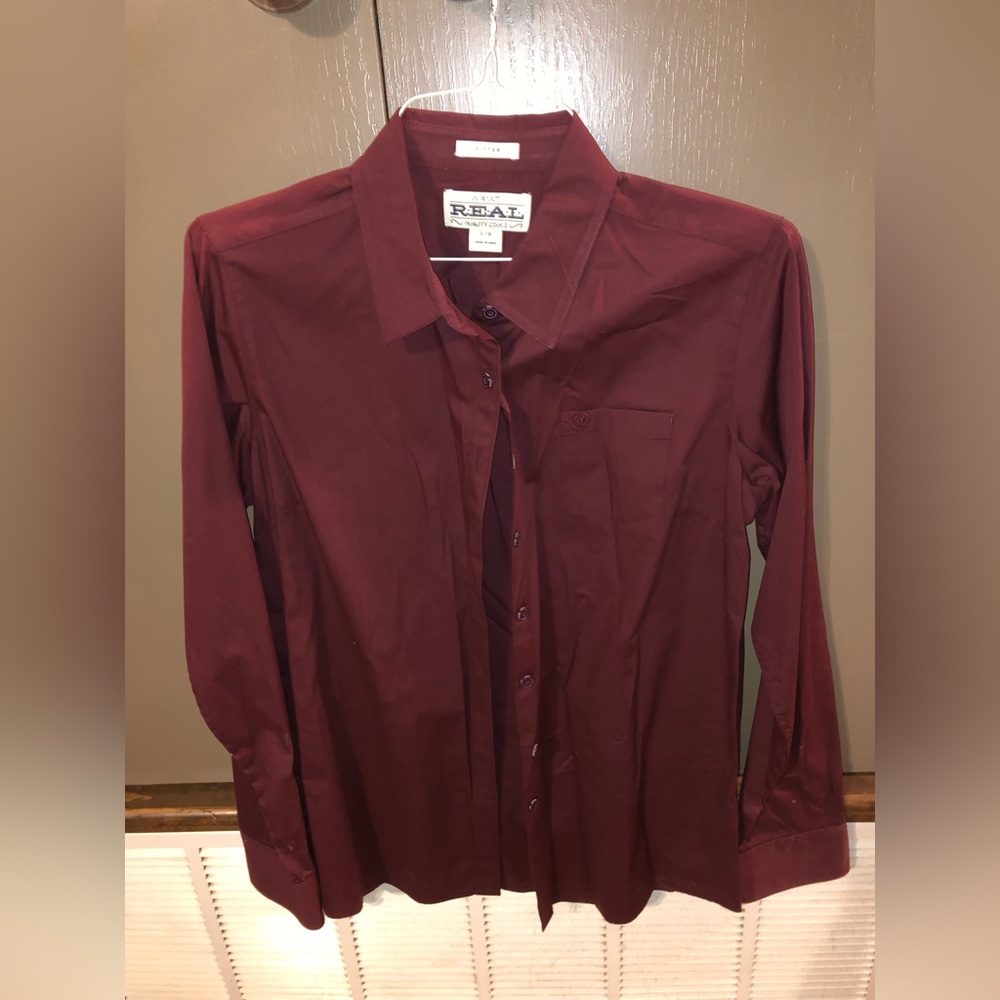 Ariat Maroon western button down size L fitted